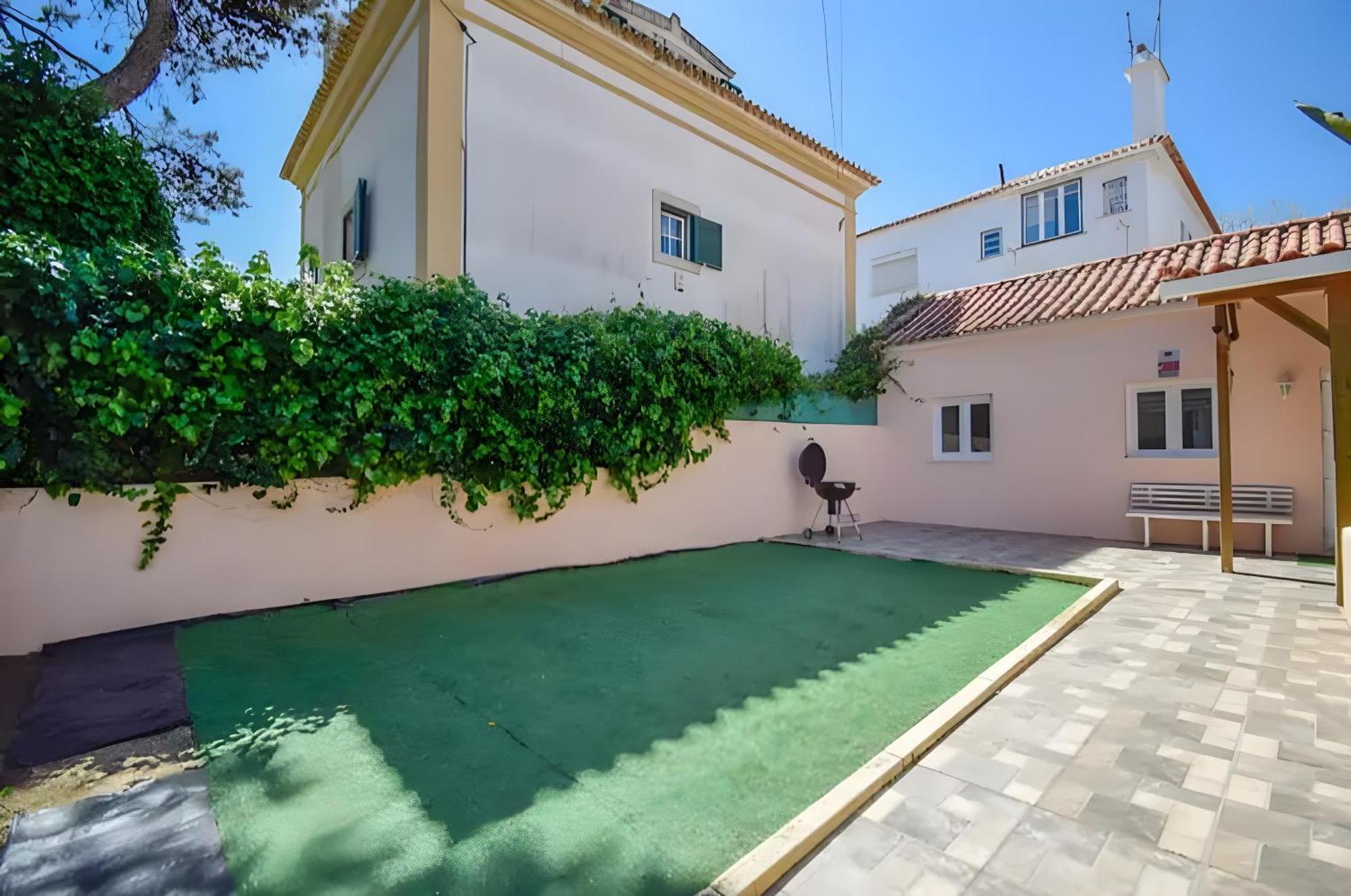 Casinha Da Parede - 5 Min From The Beach Екстериор снимка